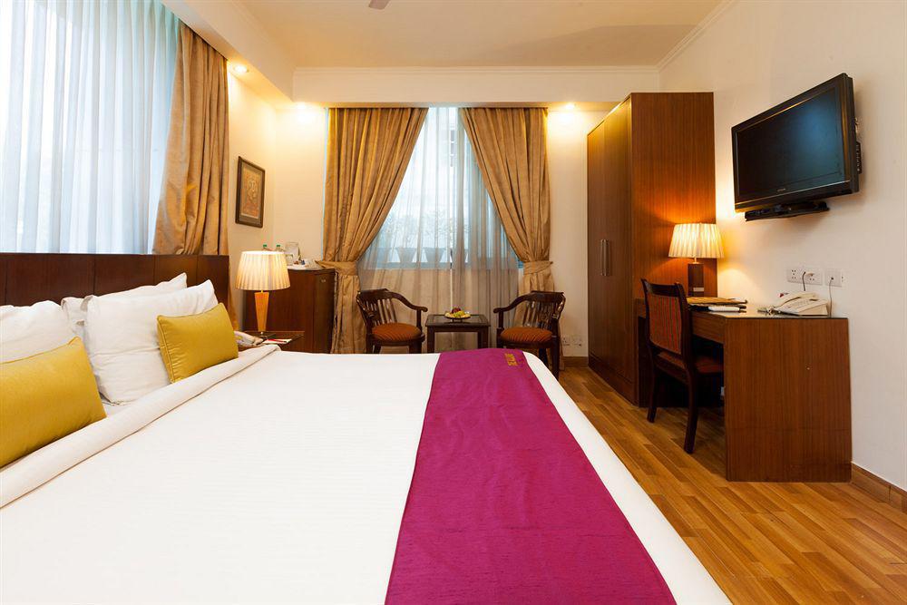 Hotel Velvet Apple 3*