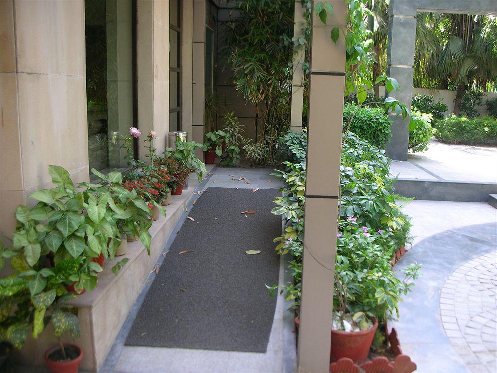 Hotel House By Howard