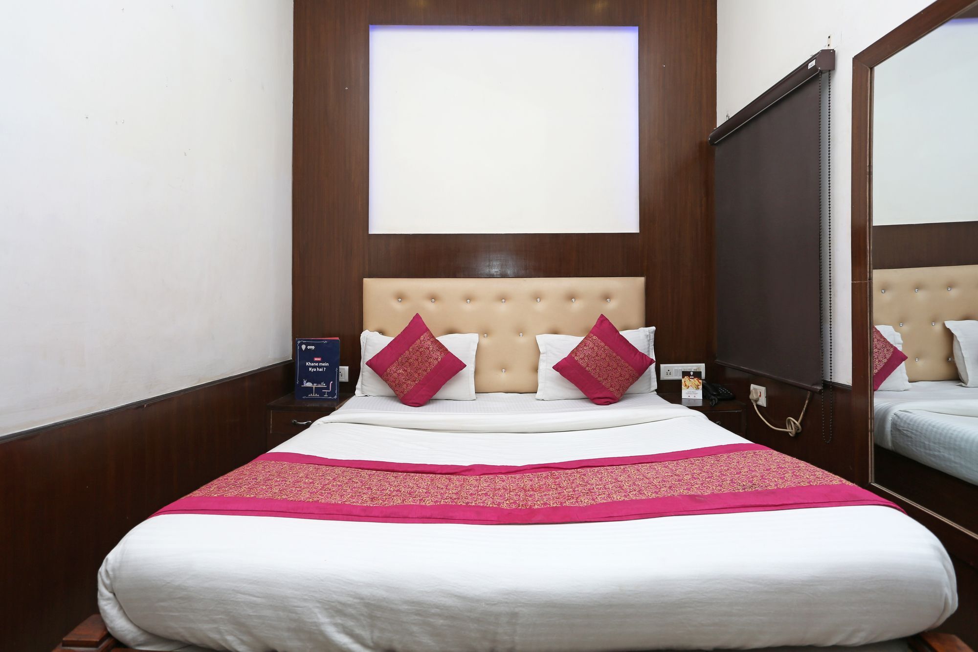 Oyo 6264 Near Main Bazar Hotel 3*