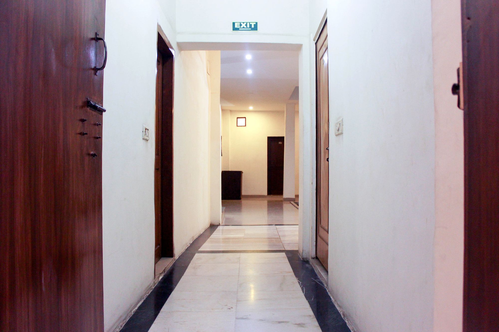 Hotel Oyo 6264 Near Main Bazar
