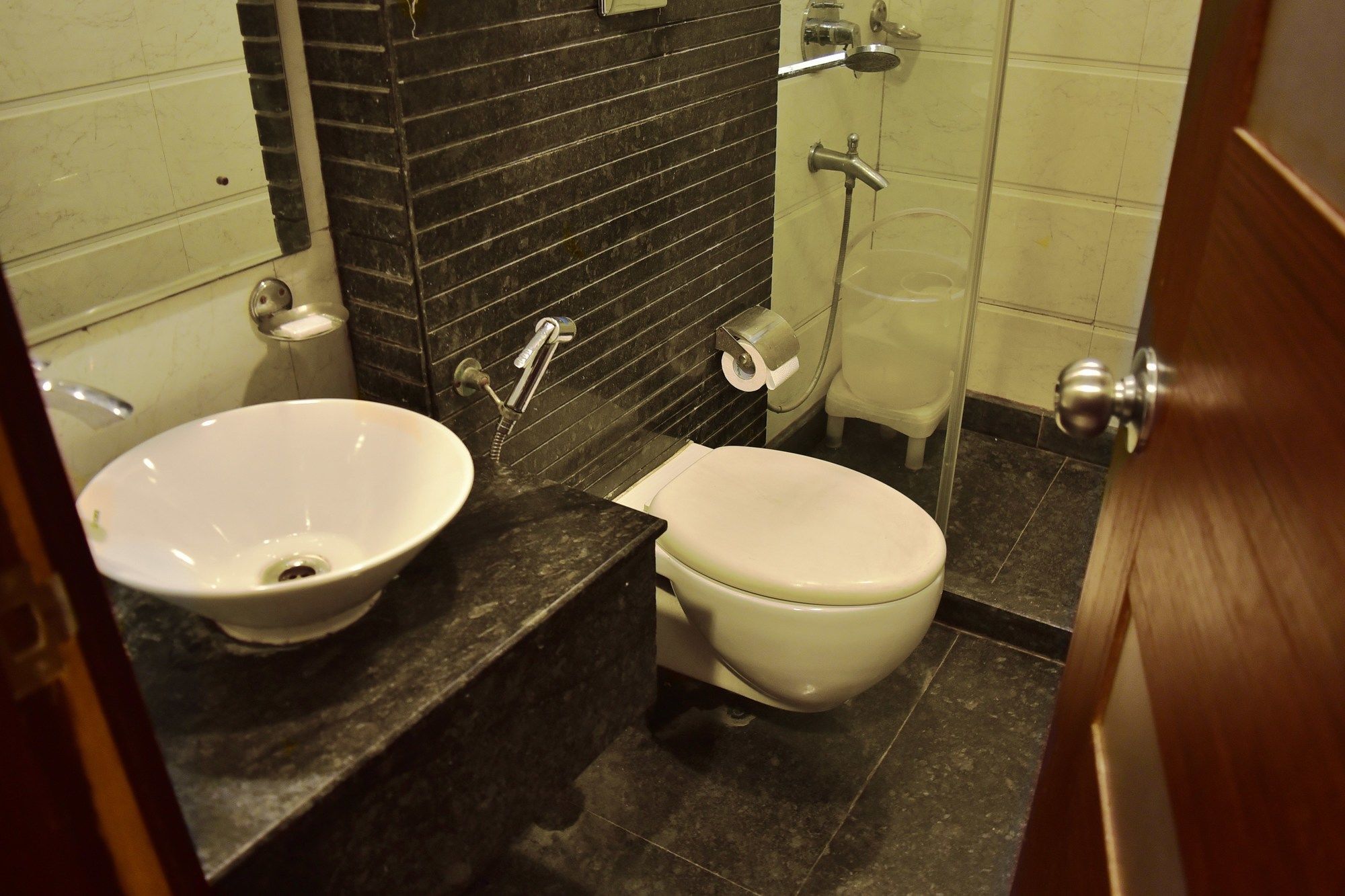 Hotel Fabhotel Amaltas Park 3*
