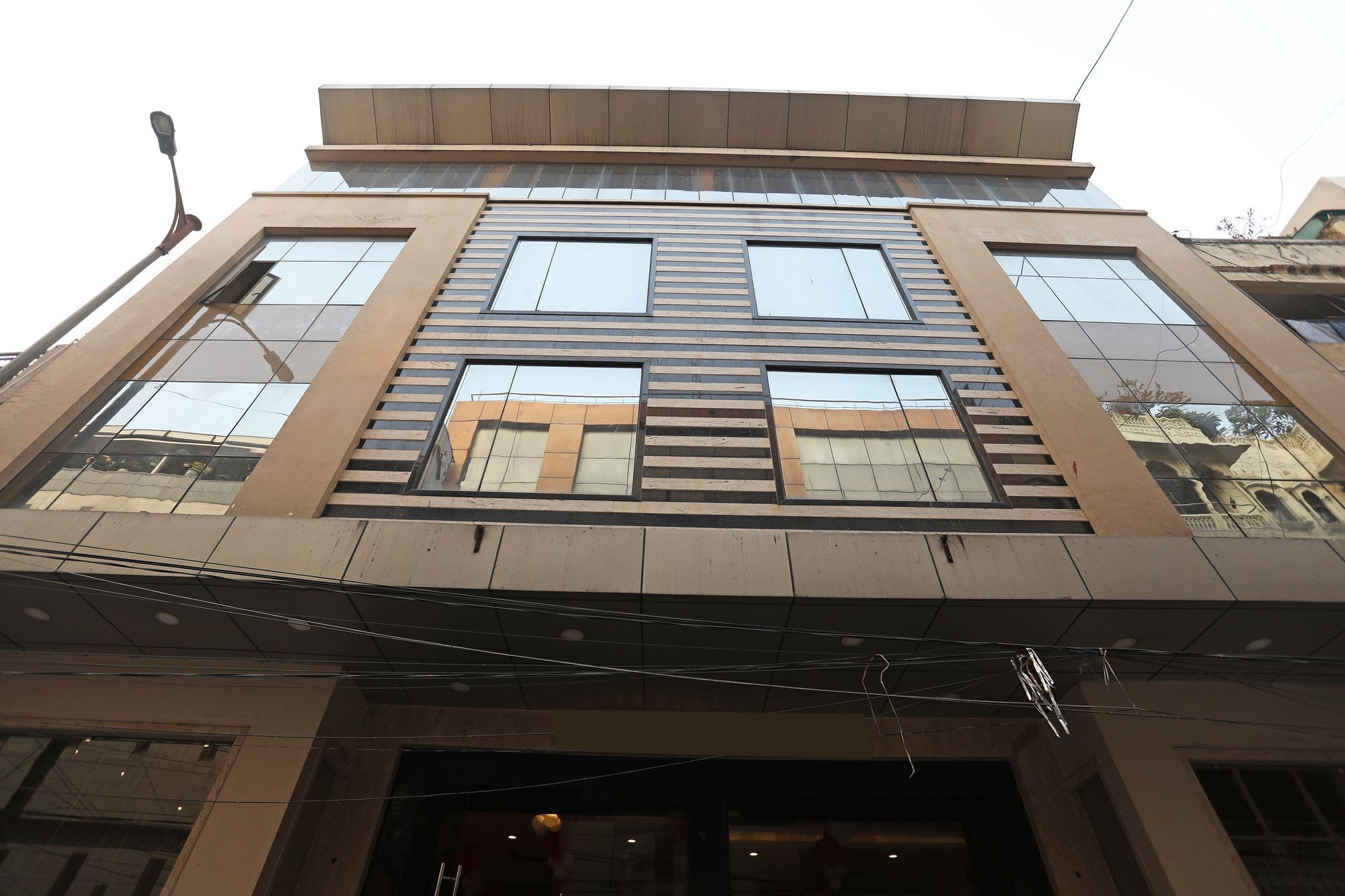 Hotel Oyo 11352 Shanti 2*