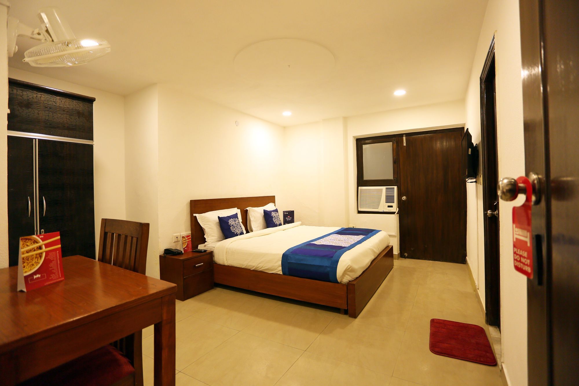 Oyo Marina Hotel 3*