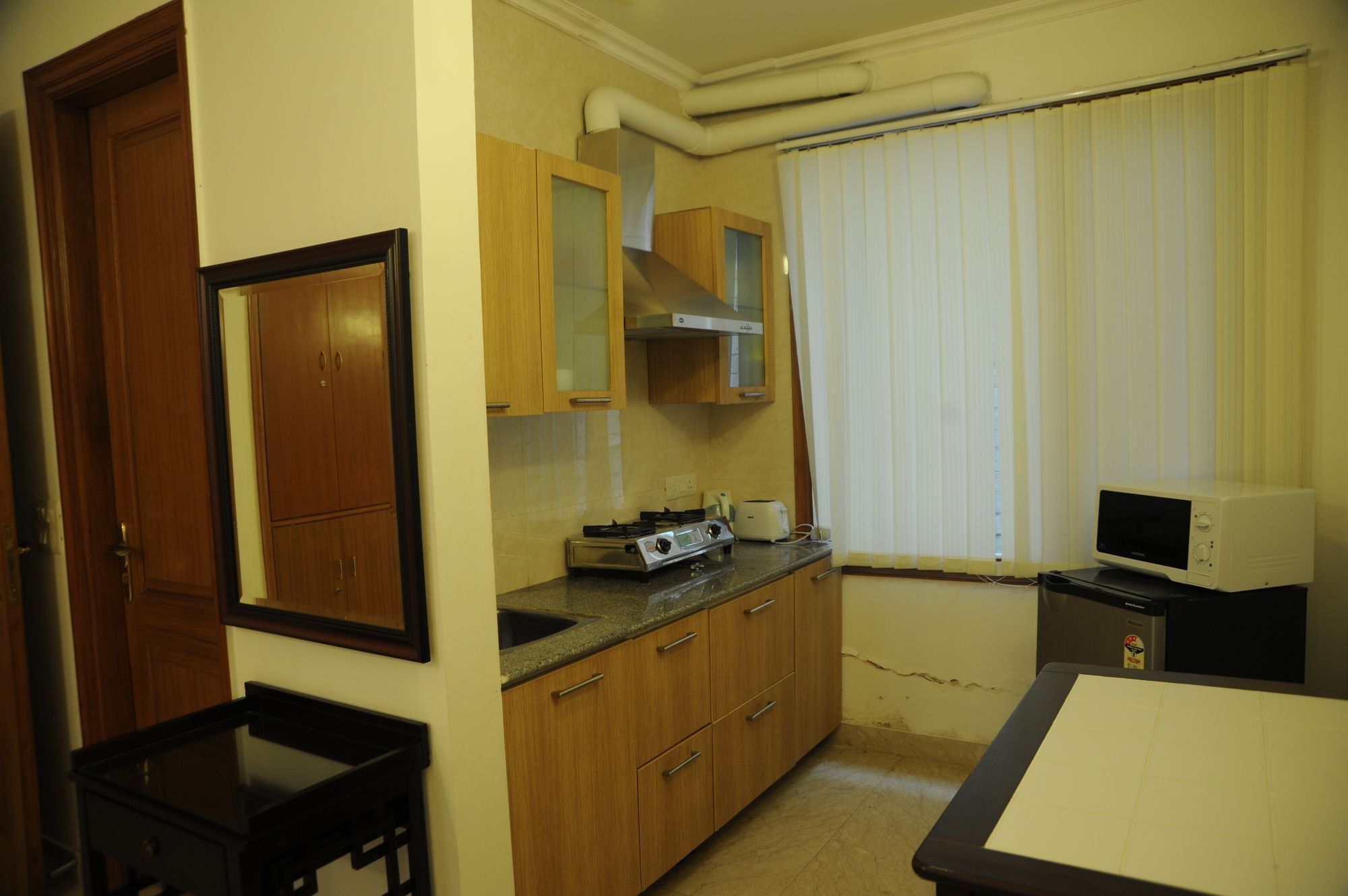 18 Apartment