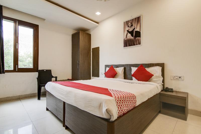 O 74192 Vishwakarma Palace Delhi (National Capital Territory of India)