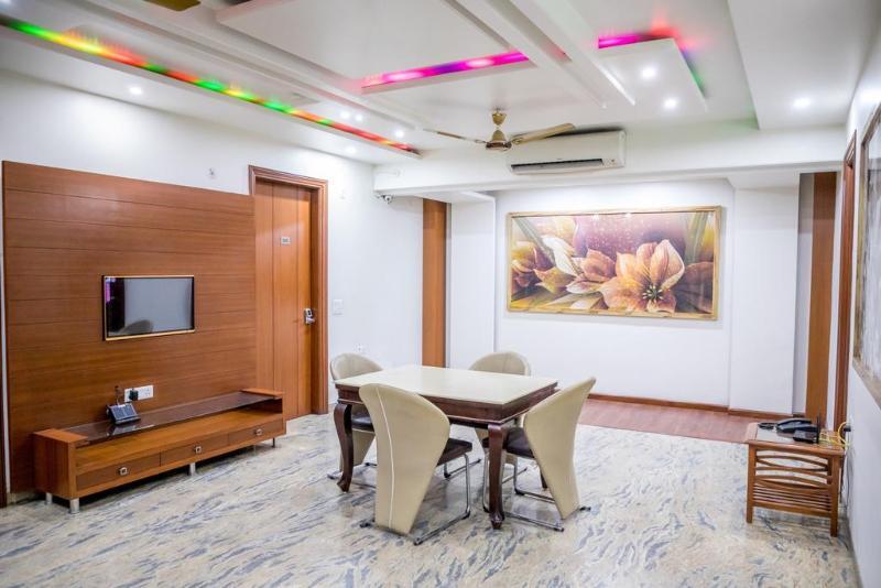 Shyam Palace Hotel 3*