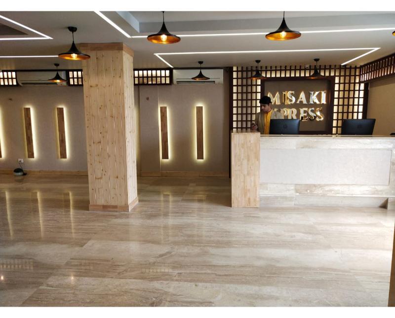 Hotel The Lohmod - Near Delhi Airport