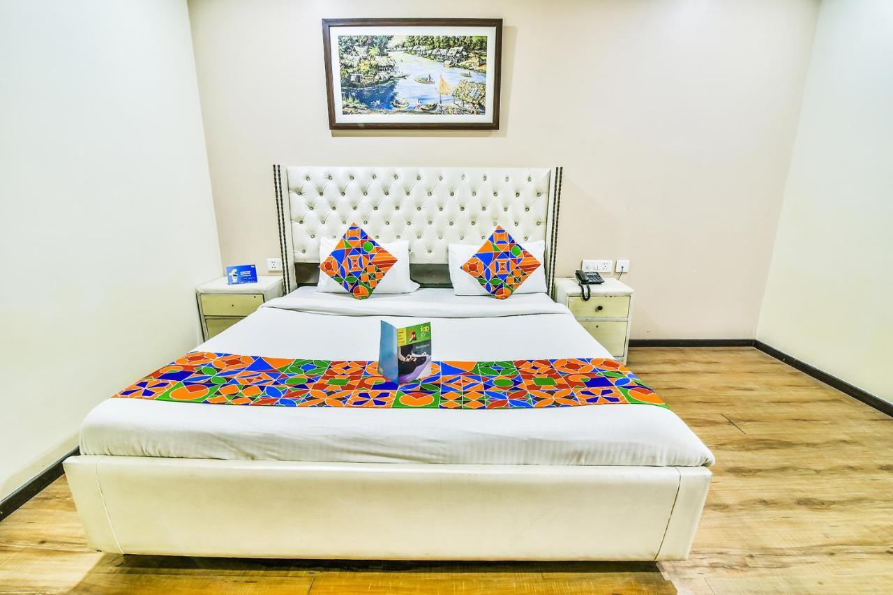 Hotel Fabexpress Grand Shoba 3*