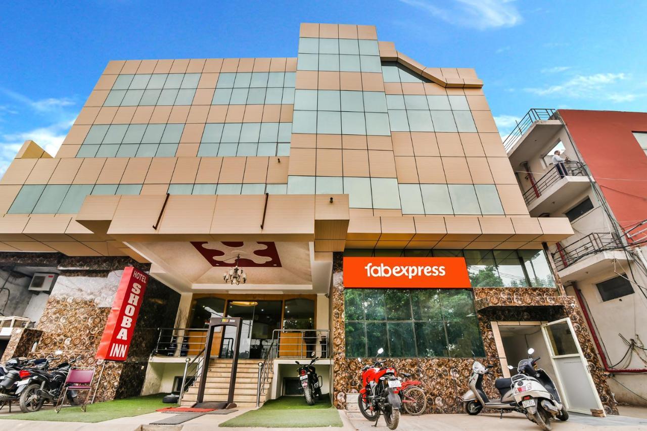 Fabexpress Grand Shoba Hotel 3*