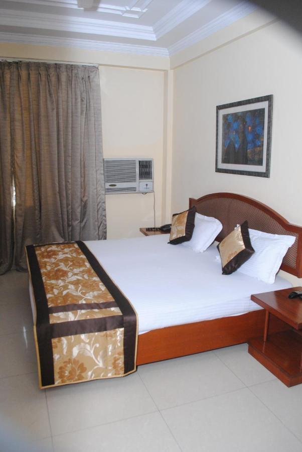 The Tourist - 1 Min From Railway Station 3* New Delhi