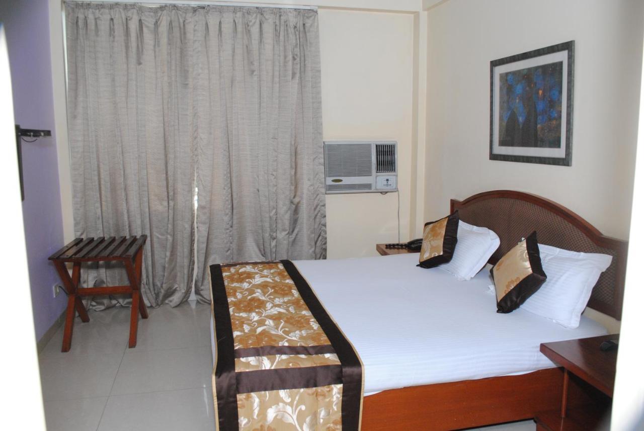 The Tourist - 1 Min From Railway Station New Delhi