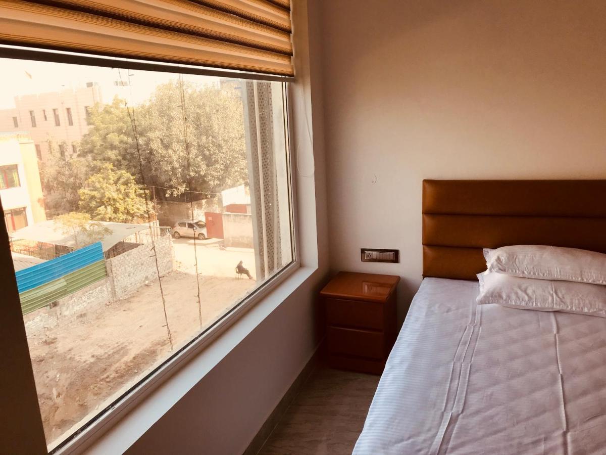Hotel Amora Dwarka 3*