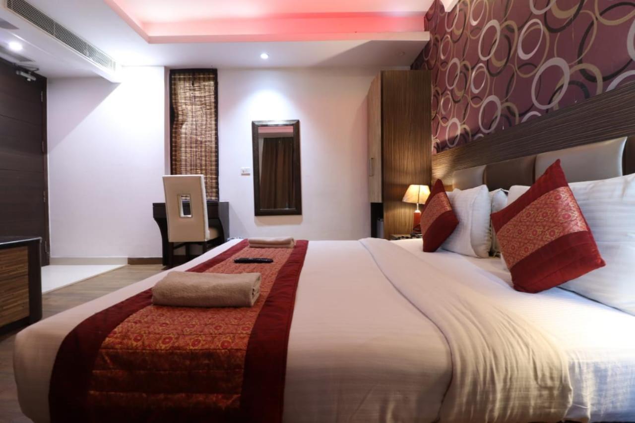 Hotel Waterfall 3*