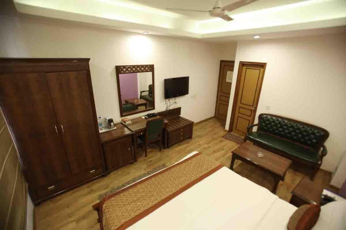 Ambica Palace 3* New Delhi