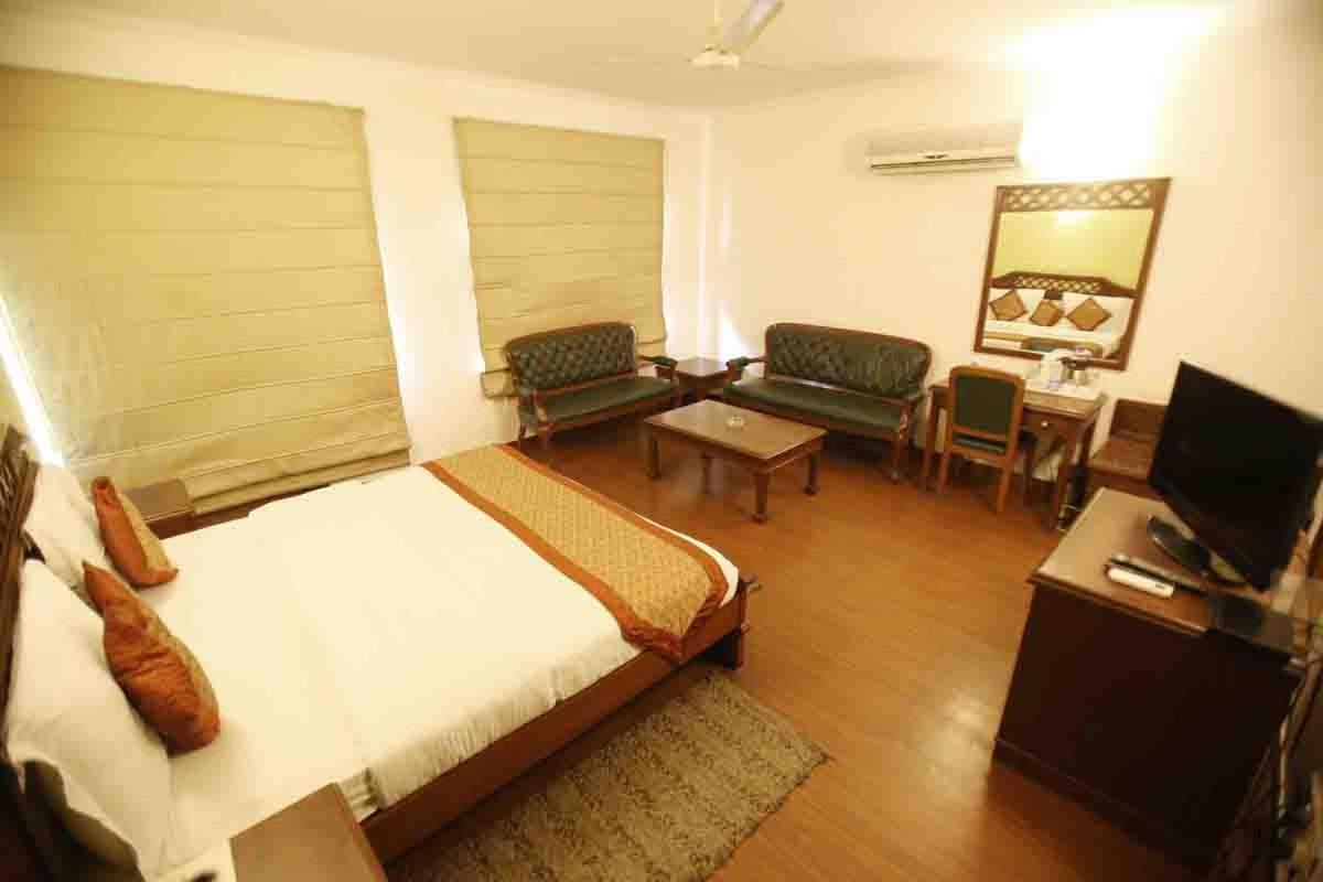 Ambica Palace Guest house 3*