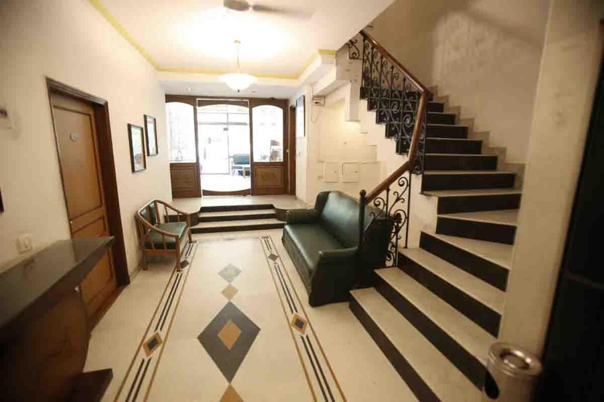 Ambica Palace 3*