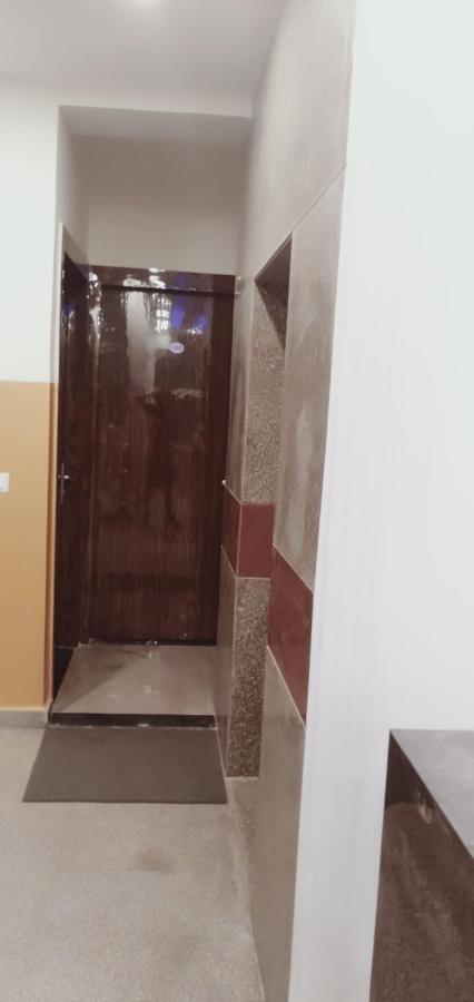 Airport P Palace Hotel New Delhi