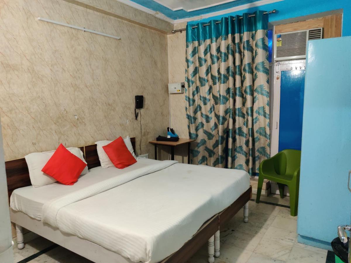 Anand One Guest house New Delhi