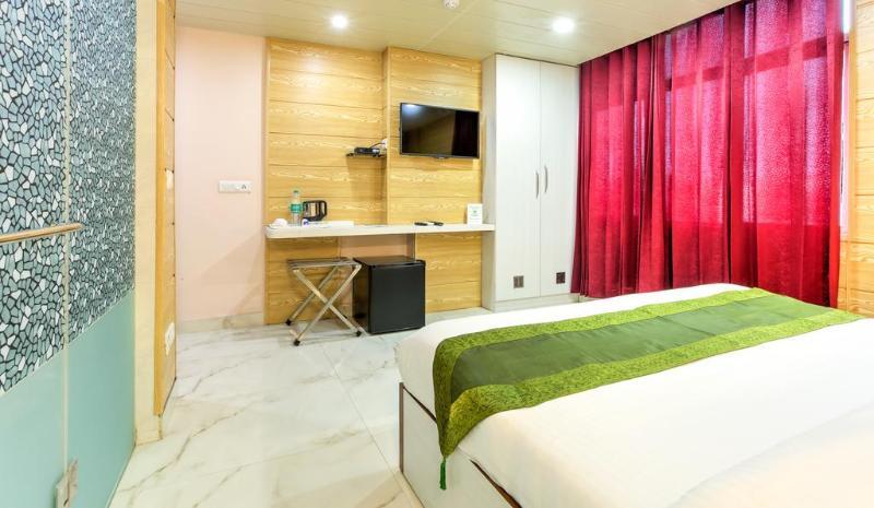 Capital O 23188 Glory 3* New Delhi