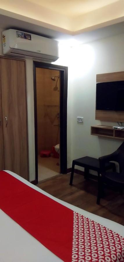 Golden Bliss At Airport Guest house New Delhi