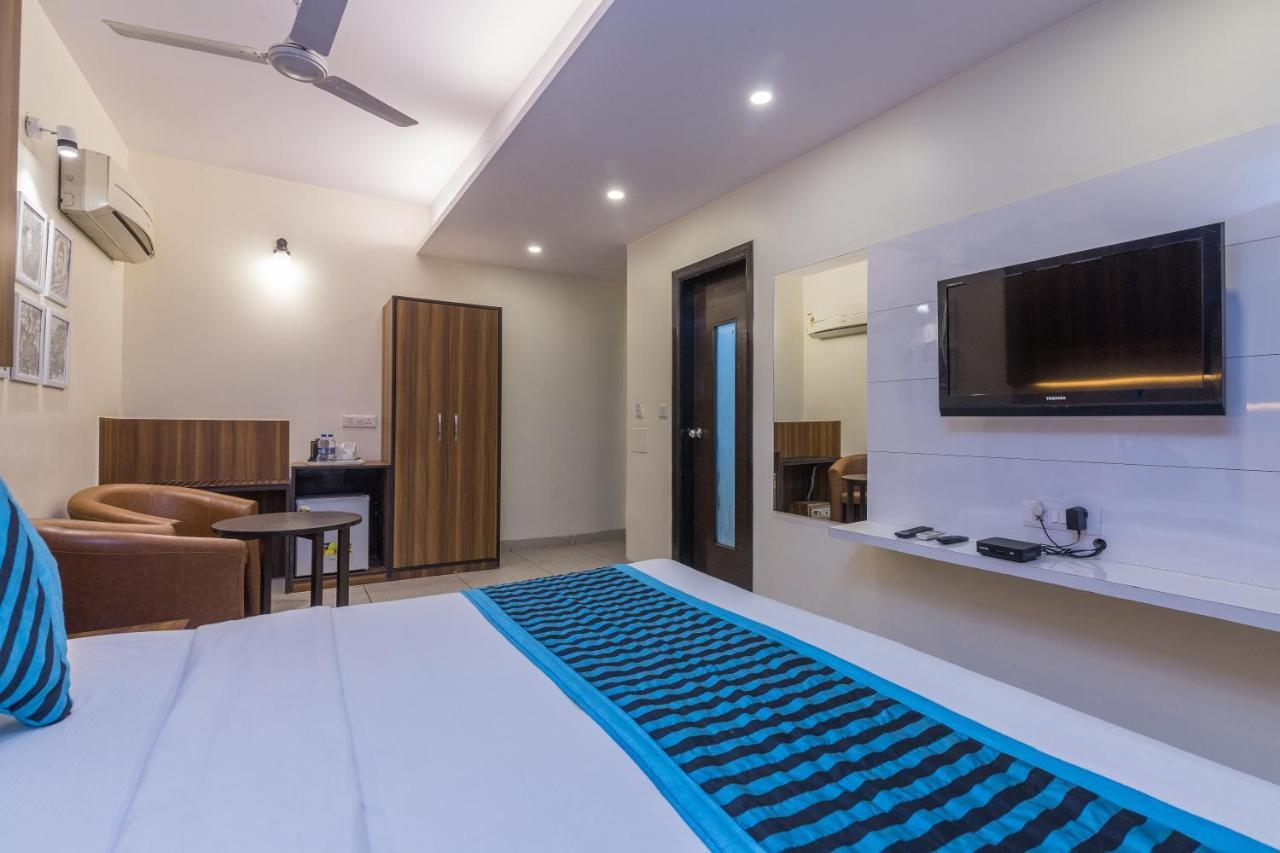Rupam Hotel 3*