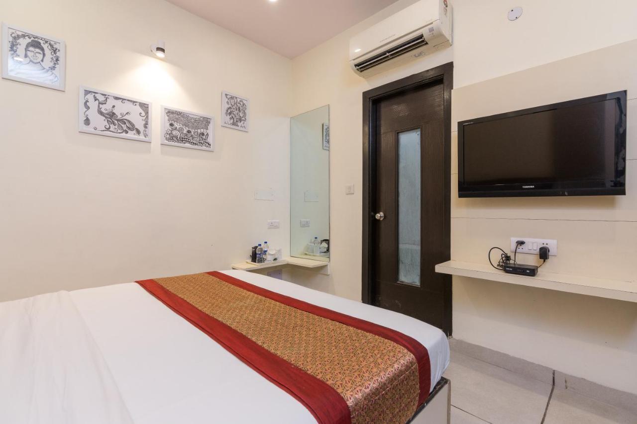 Rupam Hotel