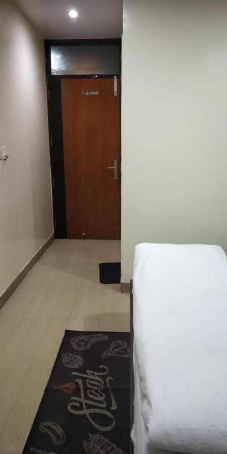 Hotel Adb Udhav Palace