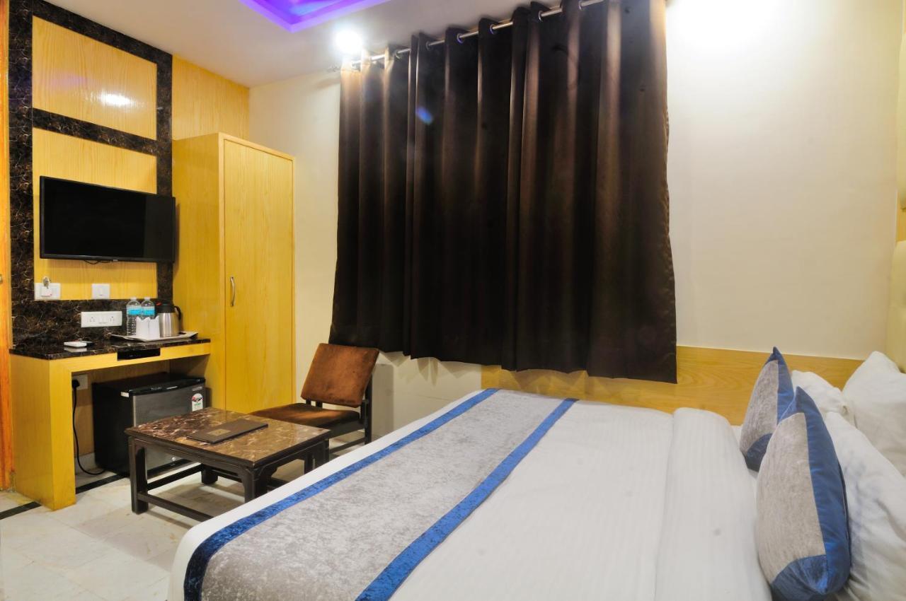 Hotel Karlo Kastle - Paharganj -