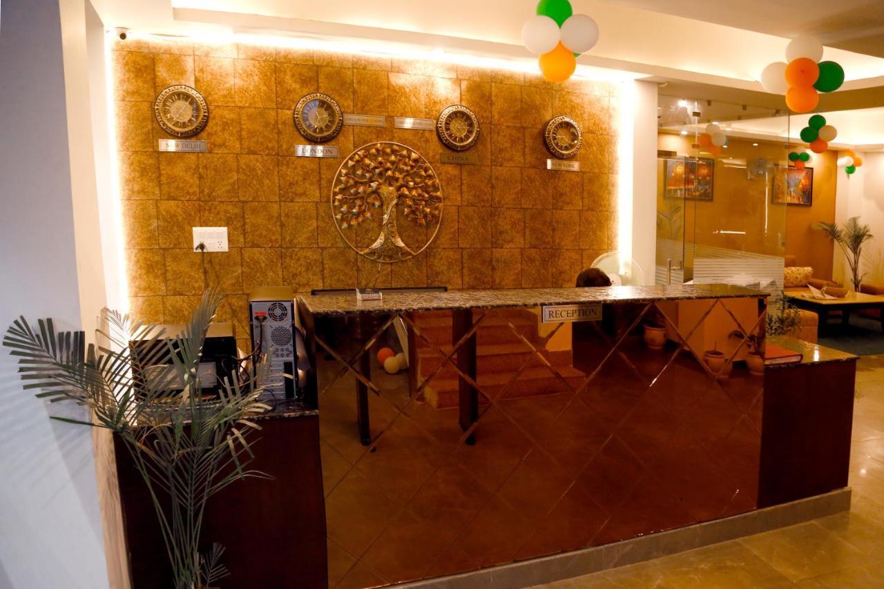 Airport Tashree Hotel 3*