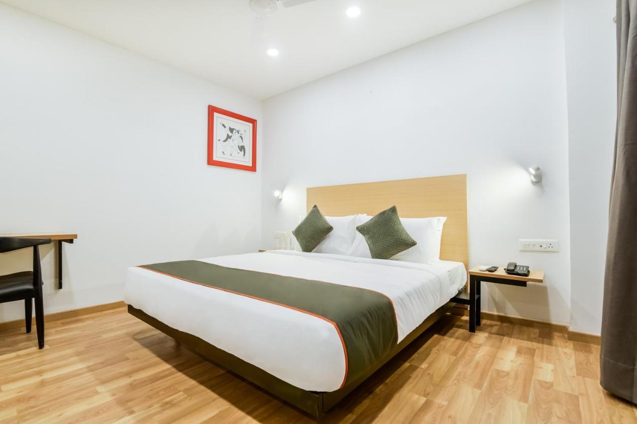 Saffron Gold Hotel