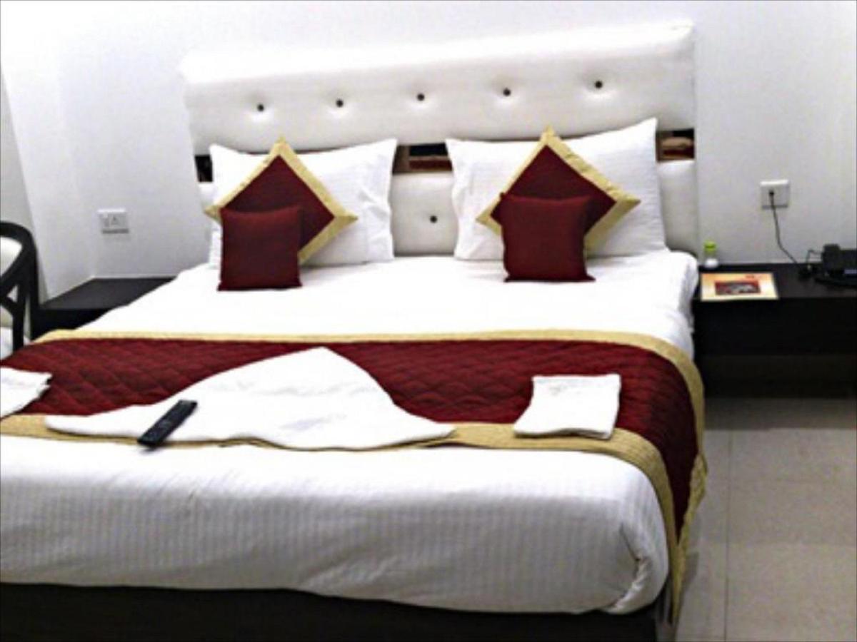 Hotel Vivah Residency 3*