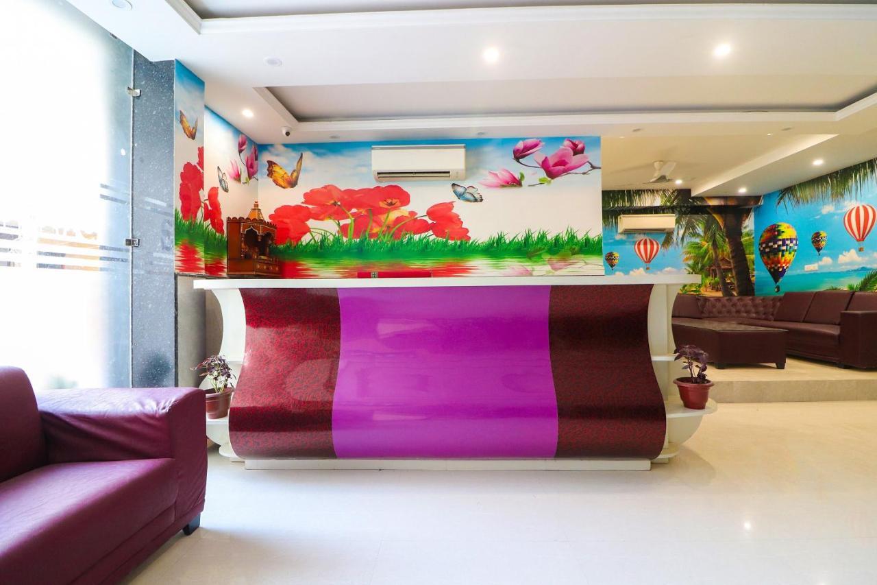 Oyo 29271 Smart City Hotel