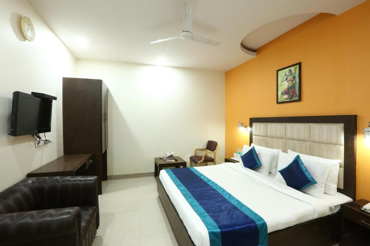 Hotel The Rts Plaza
