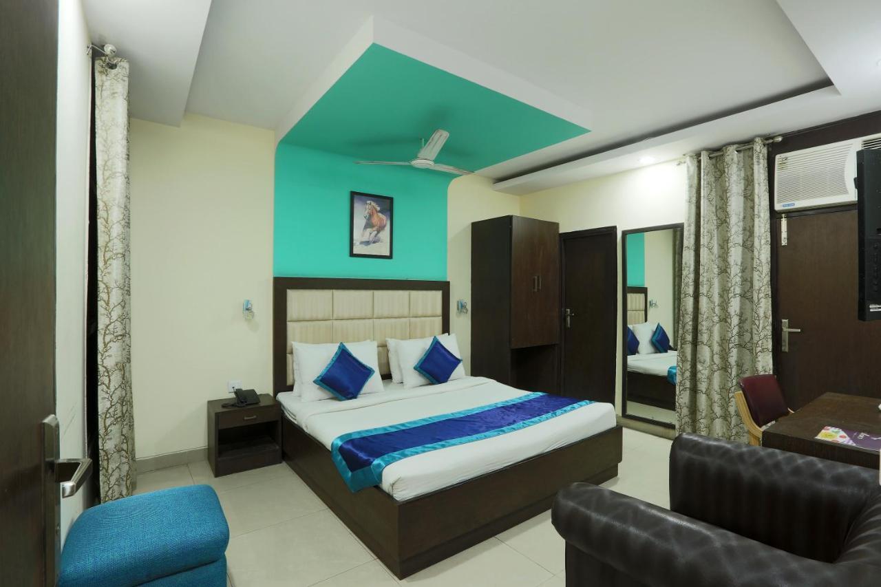 The Rts Plaza Hotel