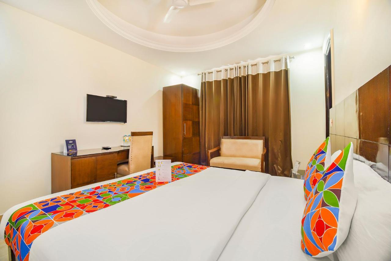 Fabhotel Marble Arch Karol Bagh Hotel