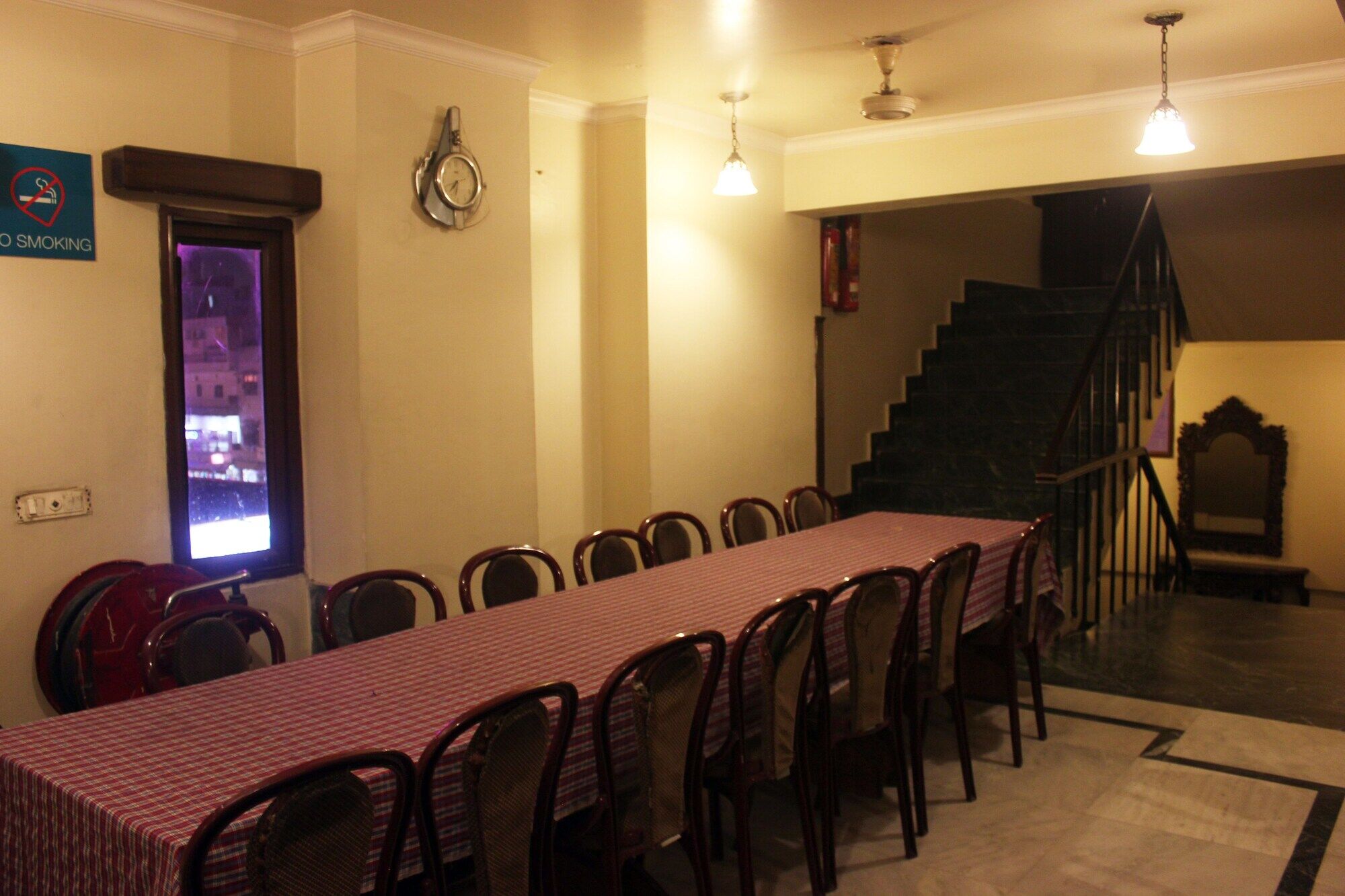 Hotel Fabexpress Welcome Palace Near Railway Station 3*