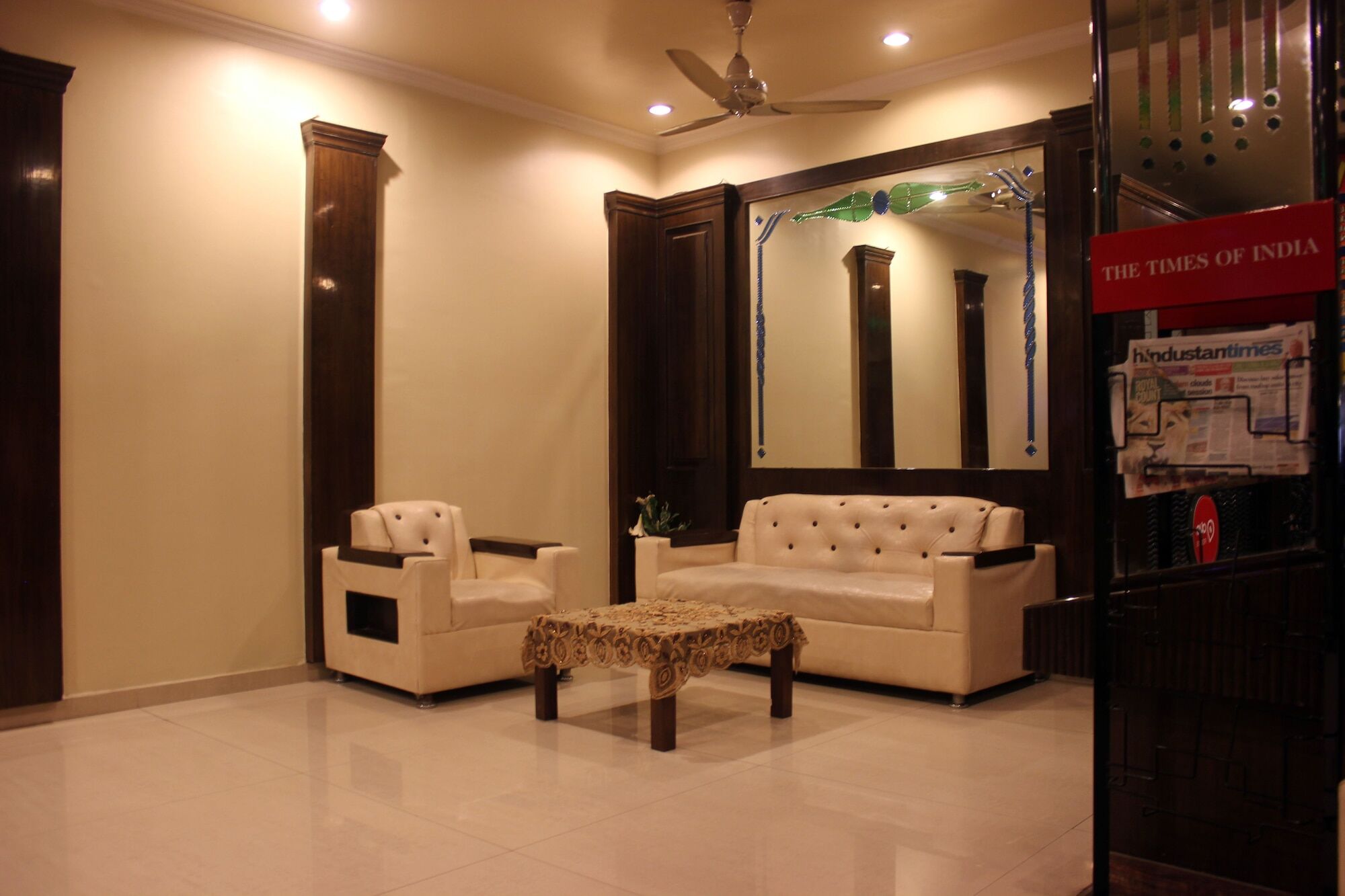 Hotel Fabexpress Welcome Palace Near Railway Station