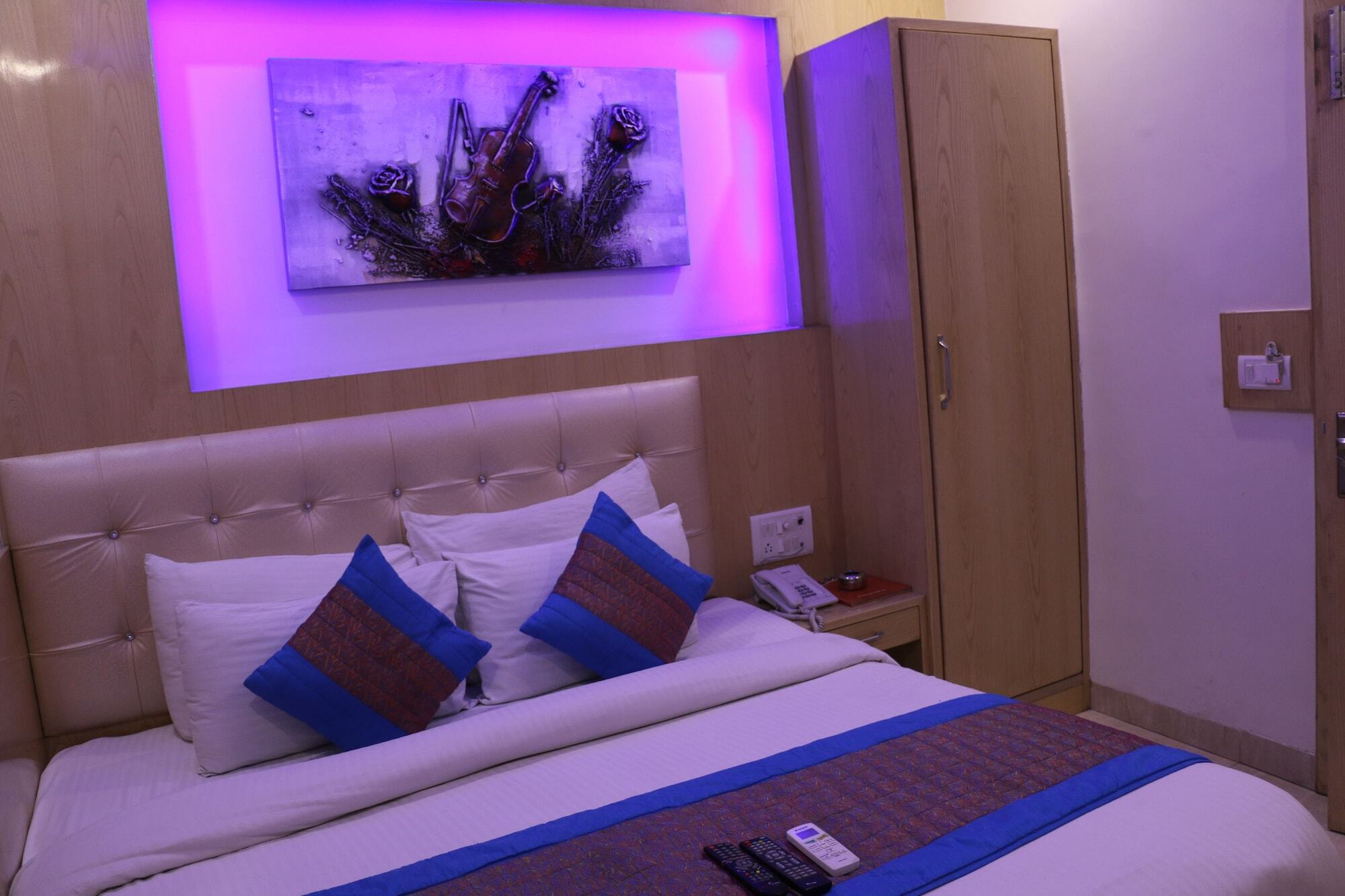 Hotel Check In Rk Ashram