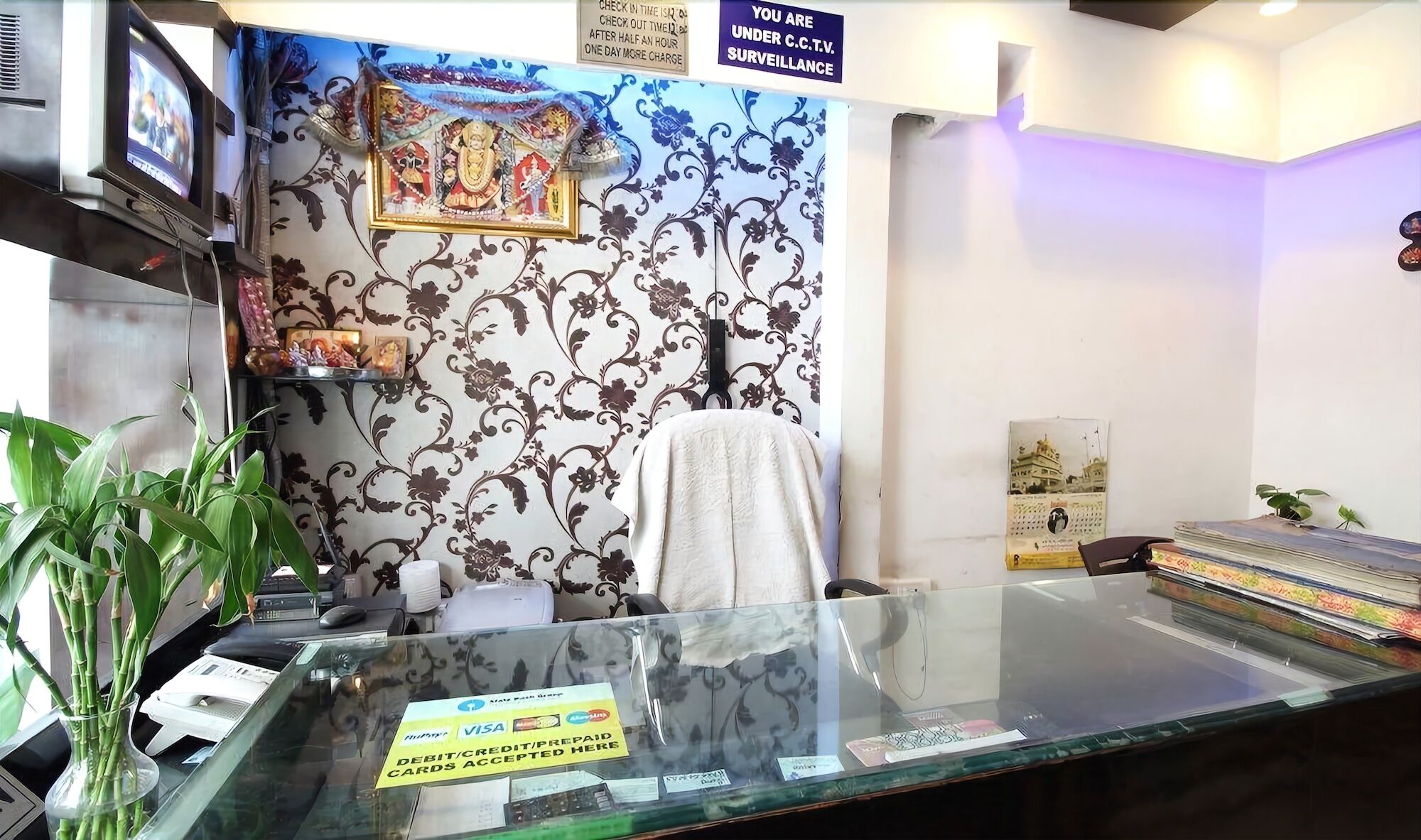 Hotel Check In Rk Ashram 3*