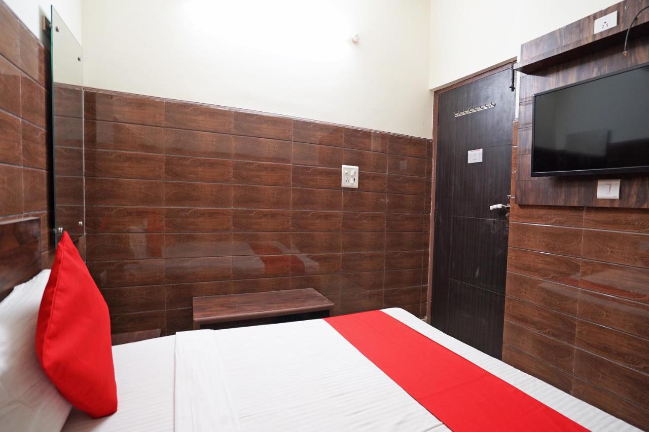 O Shri Sai Hotel 3*