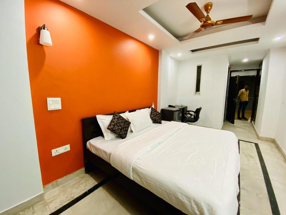 Hotel Jasola 82 Inn Guest house New Delhi