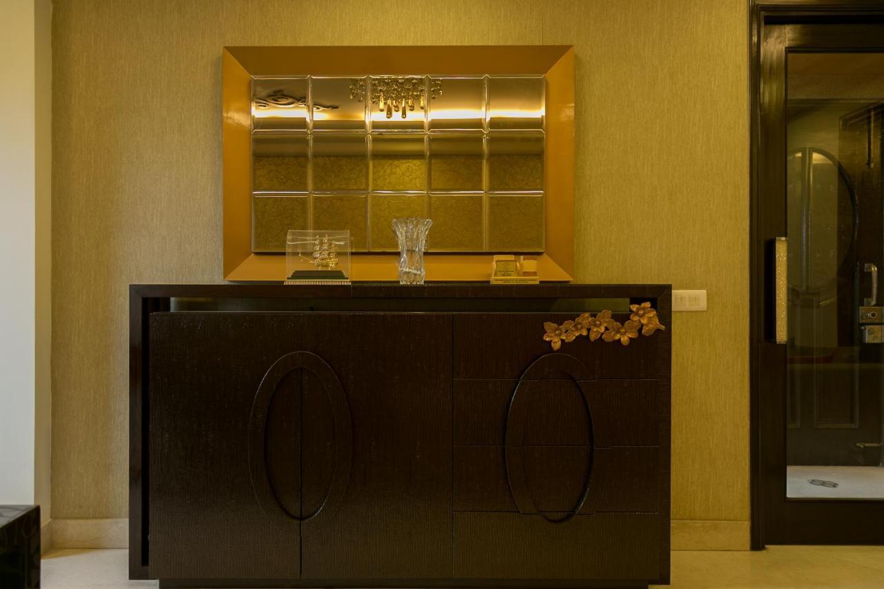 Under My Roof - Premium Bed & Breakfast New Delhi