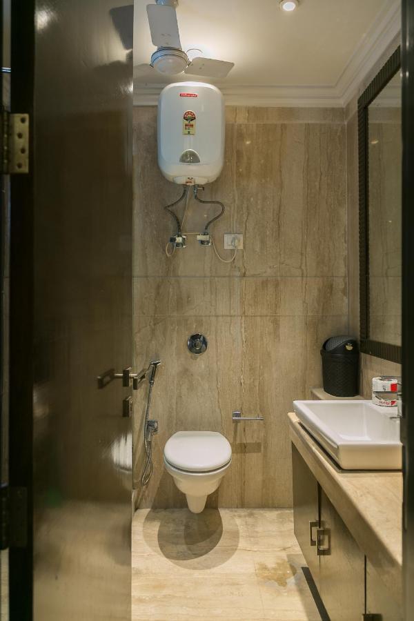Under My Roof - Premium 3* New Delhi