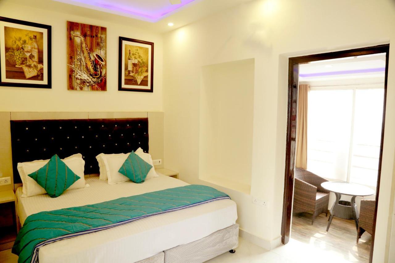 Aromatic Delhi Hostel *