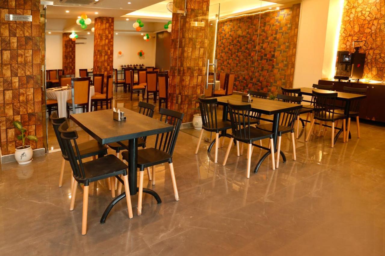 Airport Tashree 3*