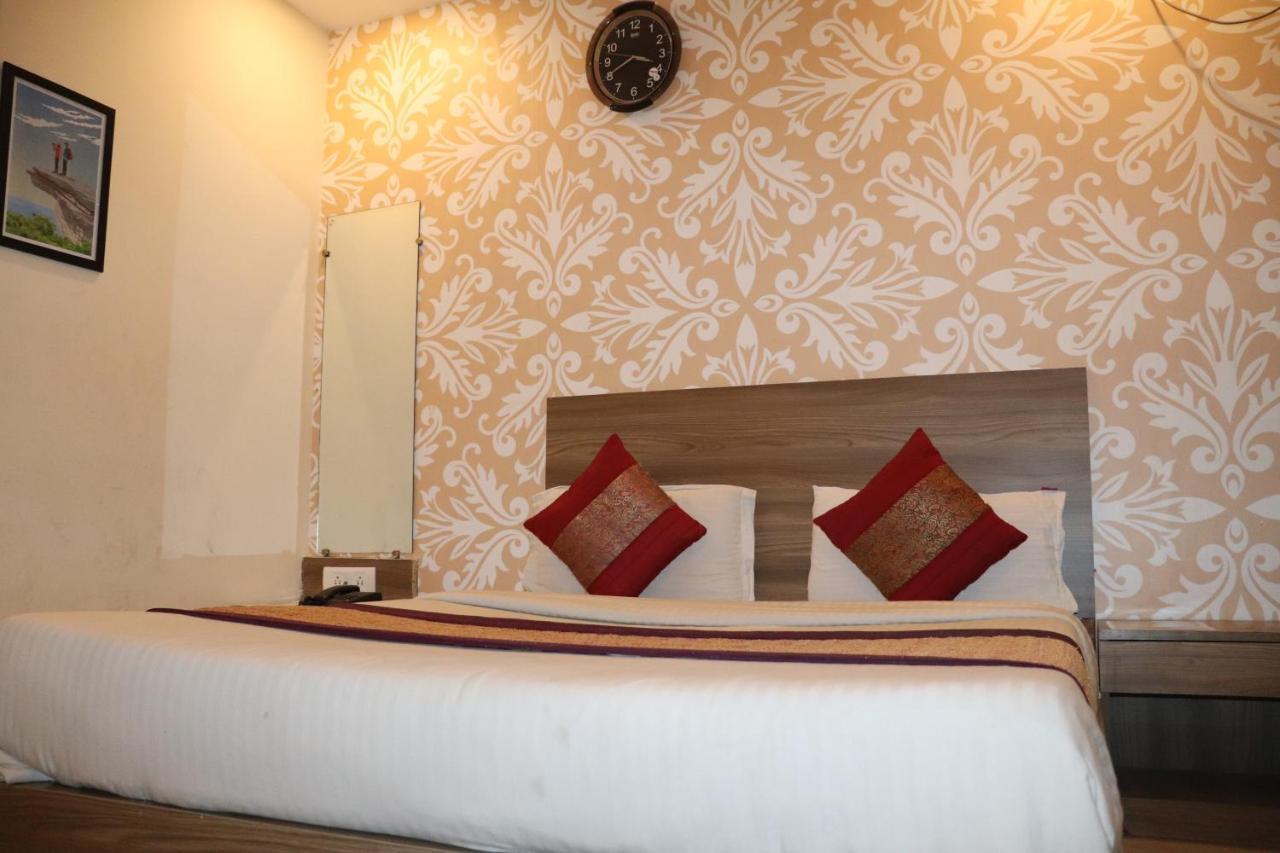 O Mint 3* Delhi (National Capital Territory of India)
