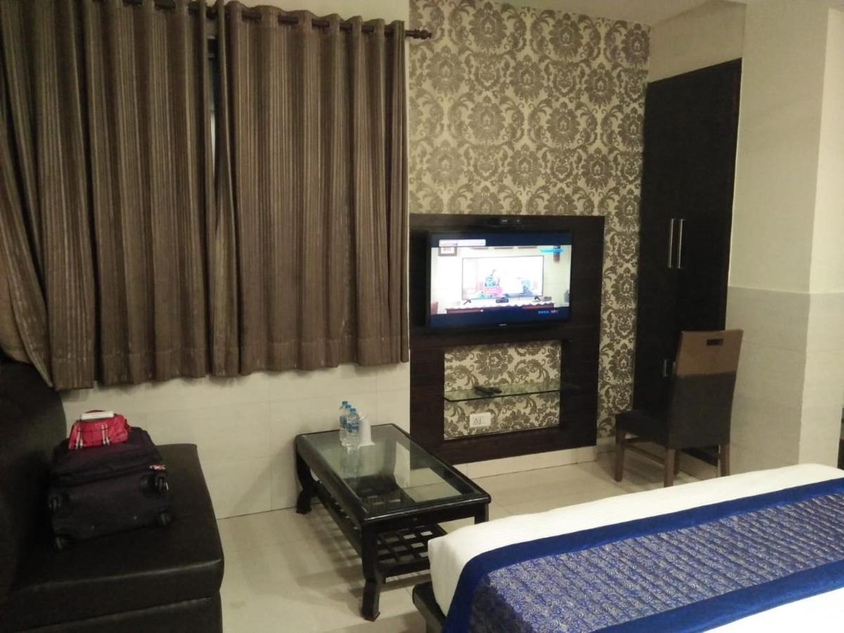 Hotel Vivah Residency