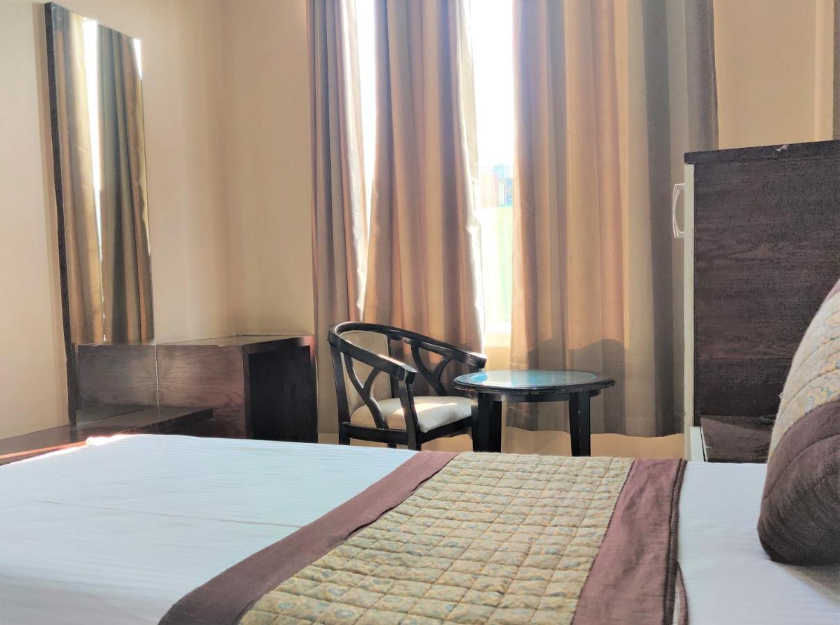 Raj Mahal New Delhi
