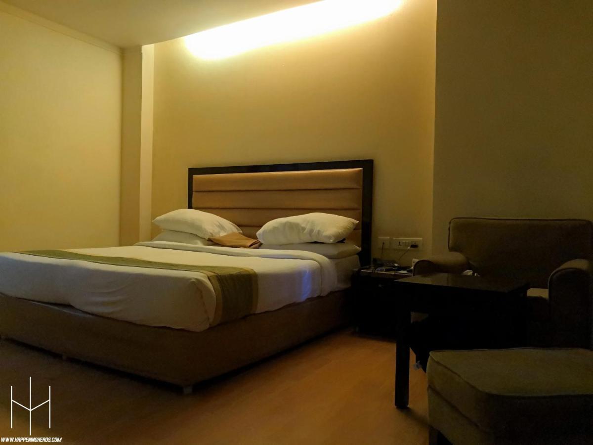 Westend - And Banquet Near Delhi Airport