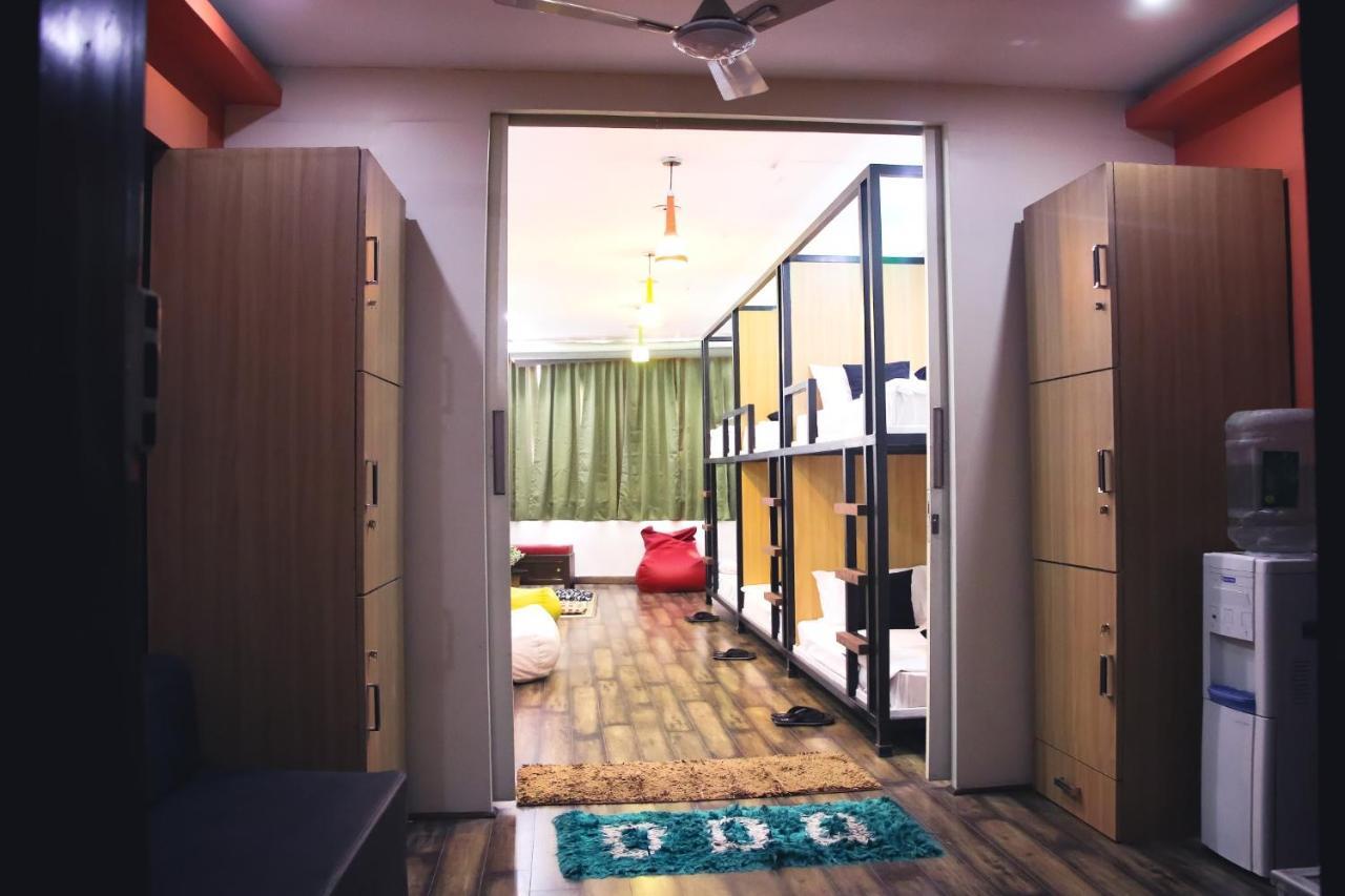 Hostel Luxury Bunk House *